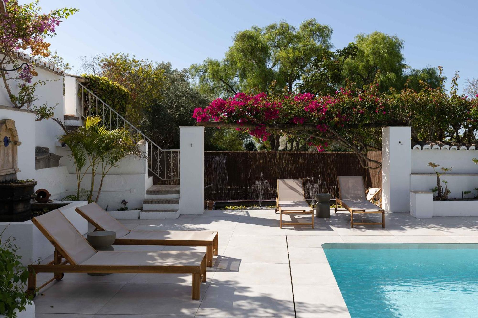 Amago Guesthouse ซานตา บาร์บารา เดอ เนกซ์ ภายนอก รูปภาพ